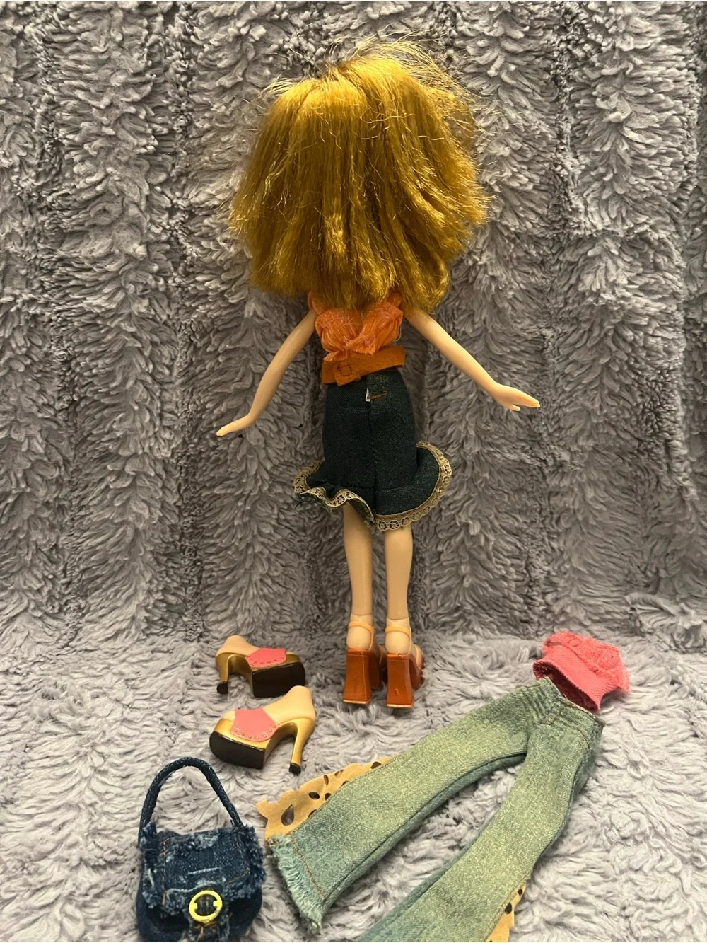 2001 Strut it Chloe Doll Complete Set